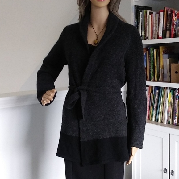Eddie Bauer 100% Lambswool‎ Cardigan color block - Picture 1 of 10